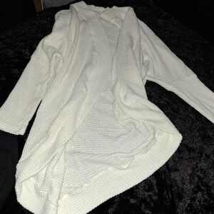 Elegant Cream Women's Sweater